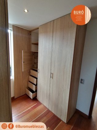 Closet puertas habatibles 5.2.jpg